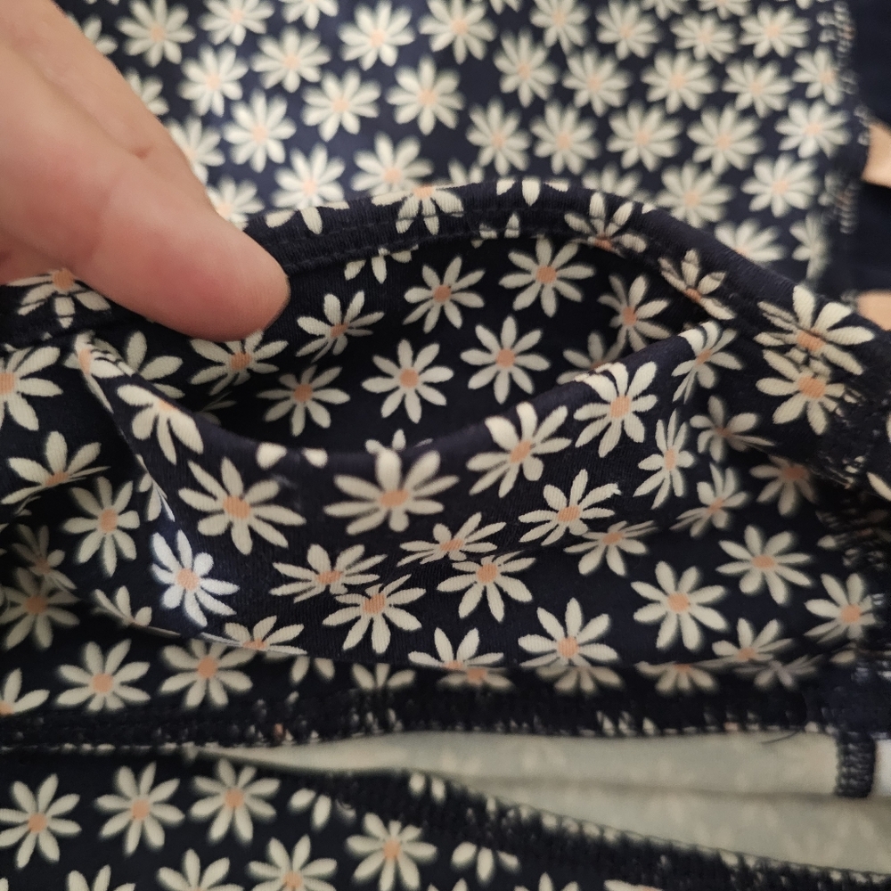 Fabletics Trinity Motion365 Daisy Print Shorts - image 5